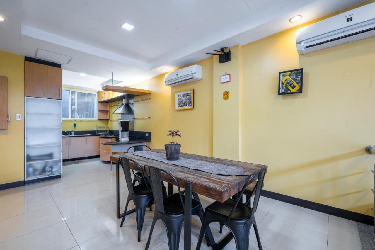 Casa Heradurra Uno/Dos Manila Luaran gambar