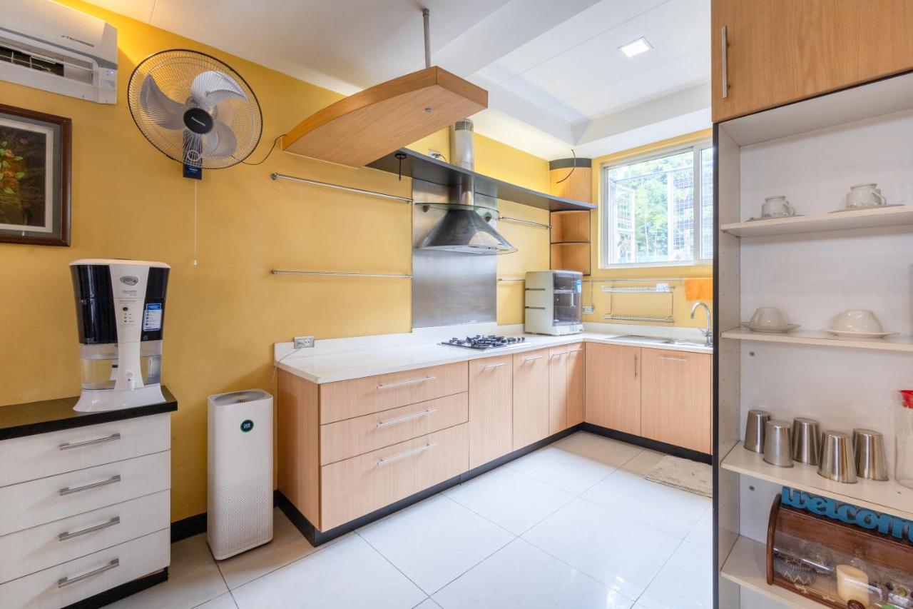 Casa Heradurra Uno/Dos Manila Luaran gambar