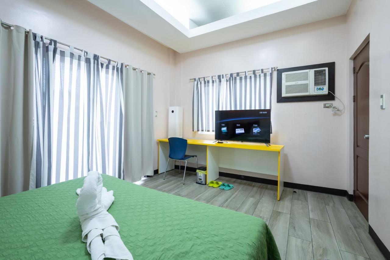 Casa Heradurra Uno/Dos Manila Luaran gambar