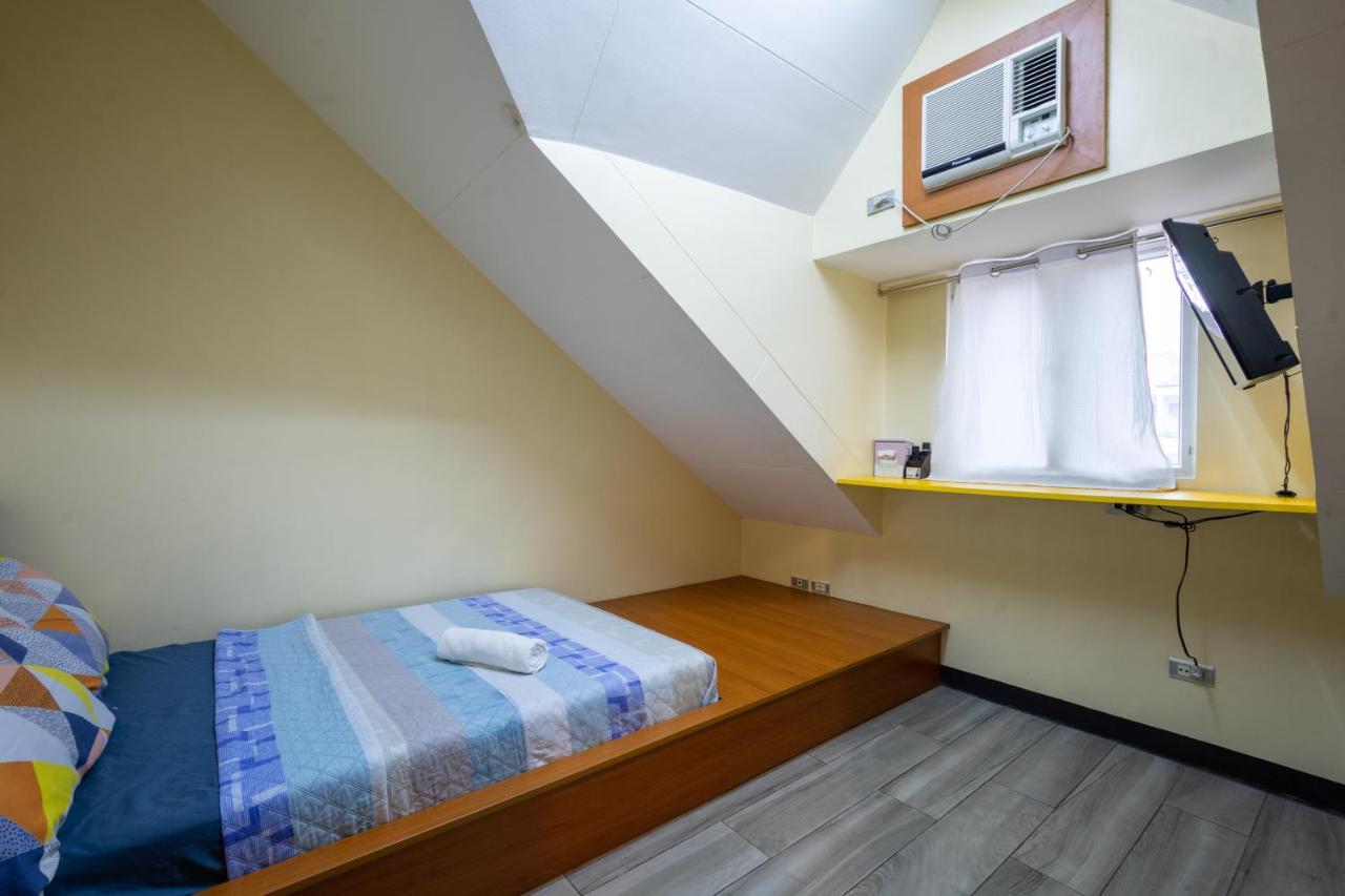 Casa Heradurra Uno/Dos Manila Luaran gambar